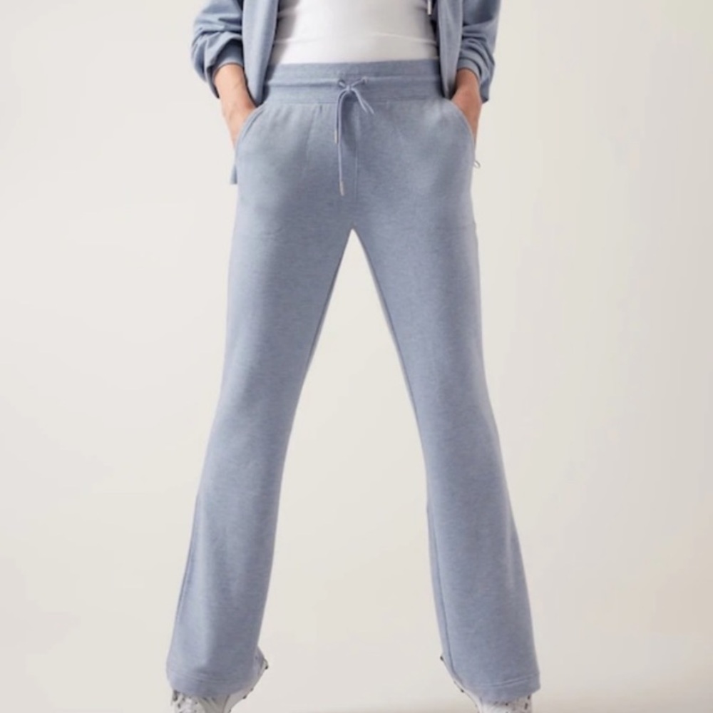 Athleta Blue Heather Balance Flare Pant Size Medium